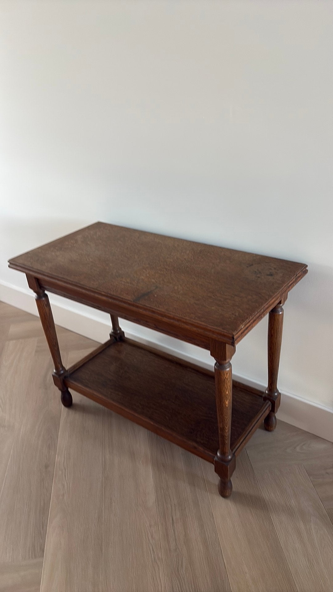 Vintage houten sidetable met onderplank, Ophalen
