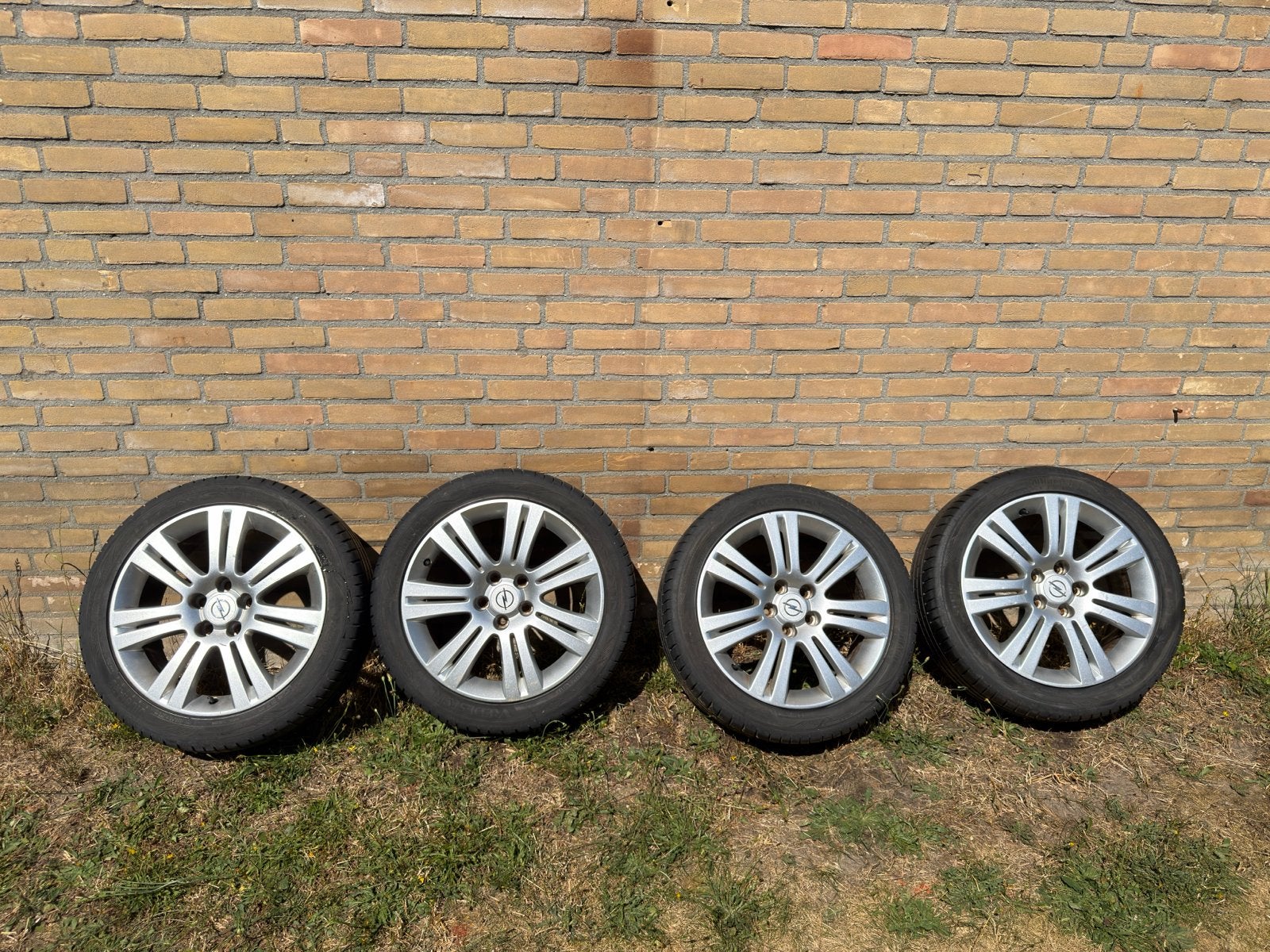 Opel velgen met Vredestein zomerbanden - 17 inch, Auto-onderdelen, Banden en Velgen, Ophalen, Gebruikt, Banden en Velgen, 17 inch