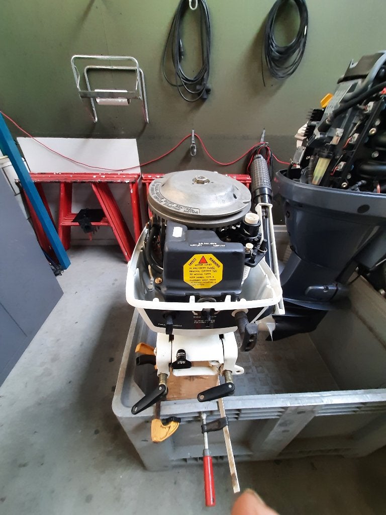 buitenboordmotor johnson 7.5 pk, Doe-het-zelf en Verbouw, Motoren, Ophalen, Zo goed als nieuw, Benzinemotor, 1400 tot 1800 rpm