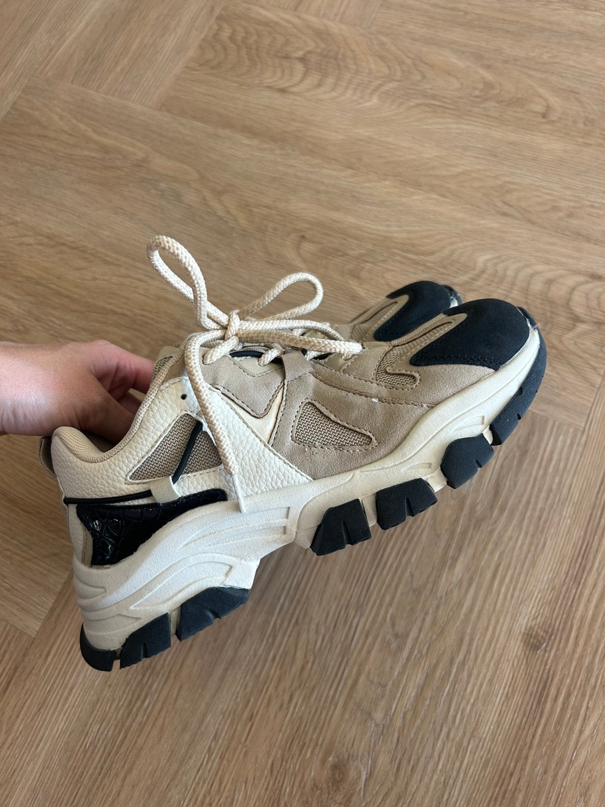 The Sting gympen dames maat 39 slechts 1x gedragen, Ophalen of Verzenden, Zo goed als nieuw, Sneakers of Gympen