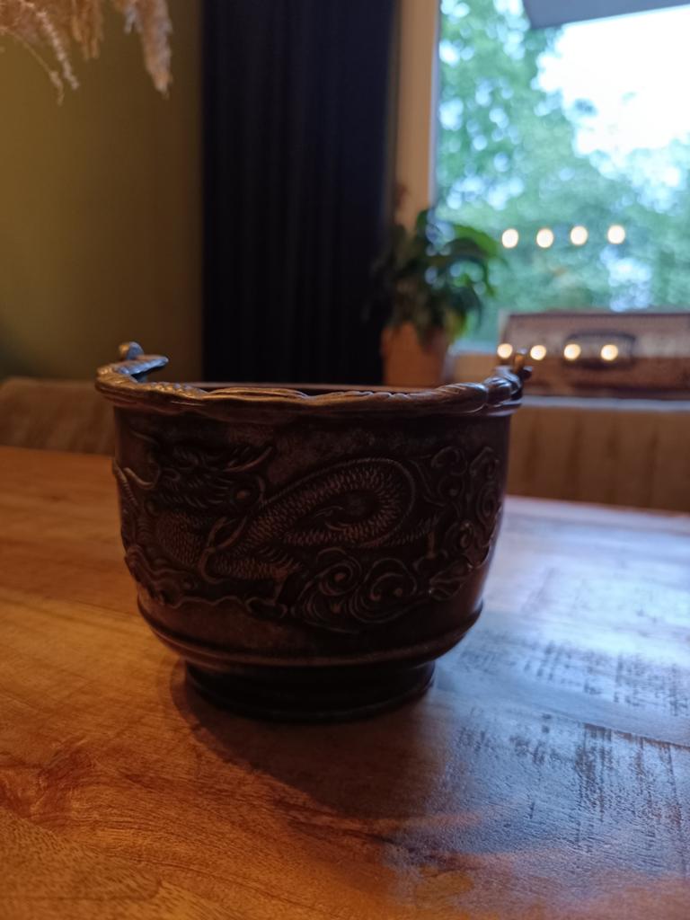 Vintage Chinese bloempot, Ophalen