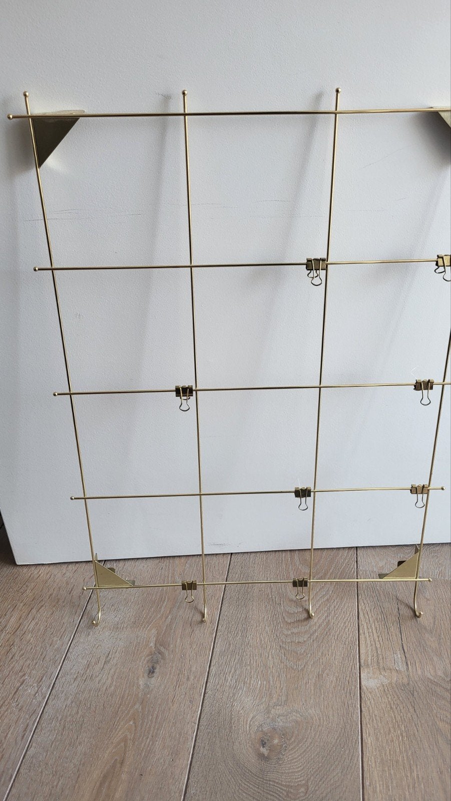 Goudkleurig raster wandrek met clips en haken, Ophalen, Zo goed als nieuw, Goud, Metaal