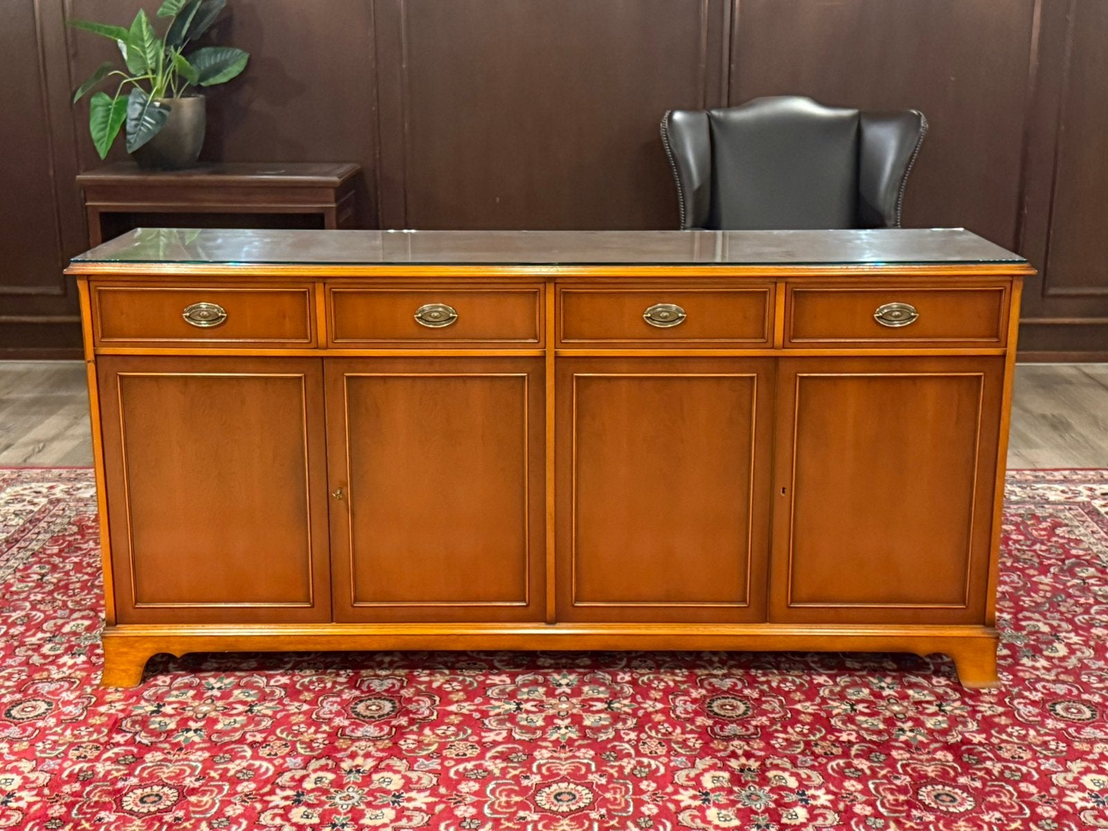 Klassiek dressoir (Heldense), Met deur(en), Klassiek, 150 tot 200 cm, Ophalen of Verzenden