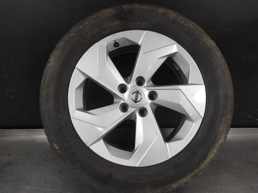 Velgen set + banden Nissan Juke/Qashqai ( 215-60-R17 ), Banden en Velgen, 17 inch, Ophalen of Verzenden, Personenwagen