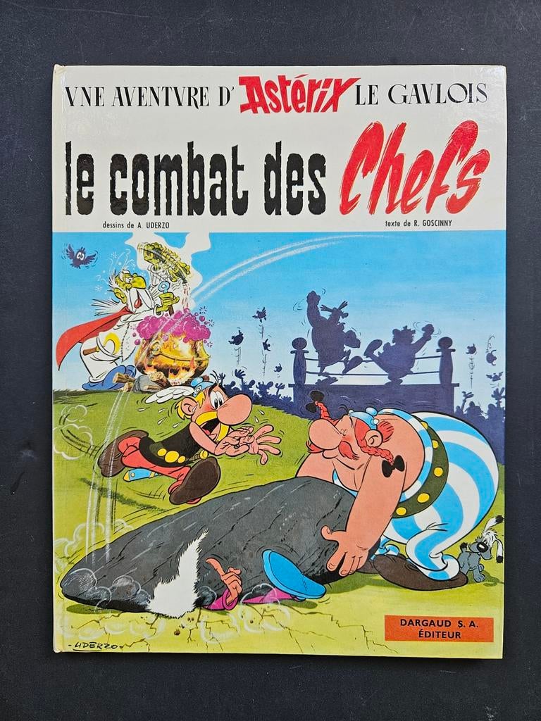 Asterix Le Combat des Chefs - EO 1966 - Dargaud Frans, Boeken, Gelezen, Eén stripboek, R. Goscinny & A. Uderzo, Ophalen of Verzenden
