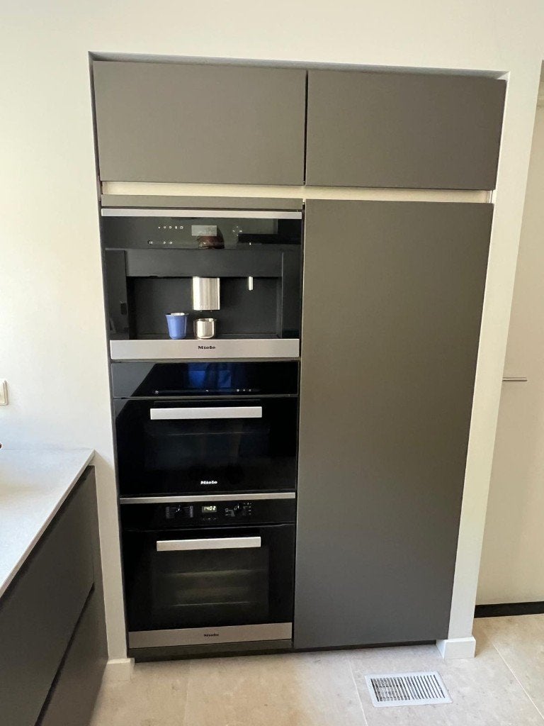 Miele: Set keuken apparaten en fronts. Beschikb. begin sept., Ophalen, Gebruikt, Overige kleuren, Overige typen