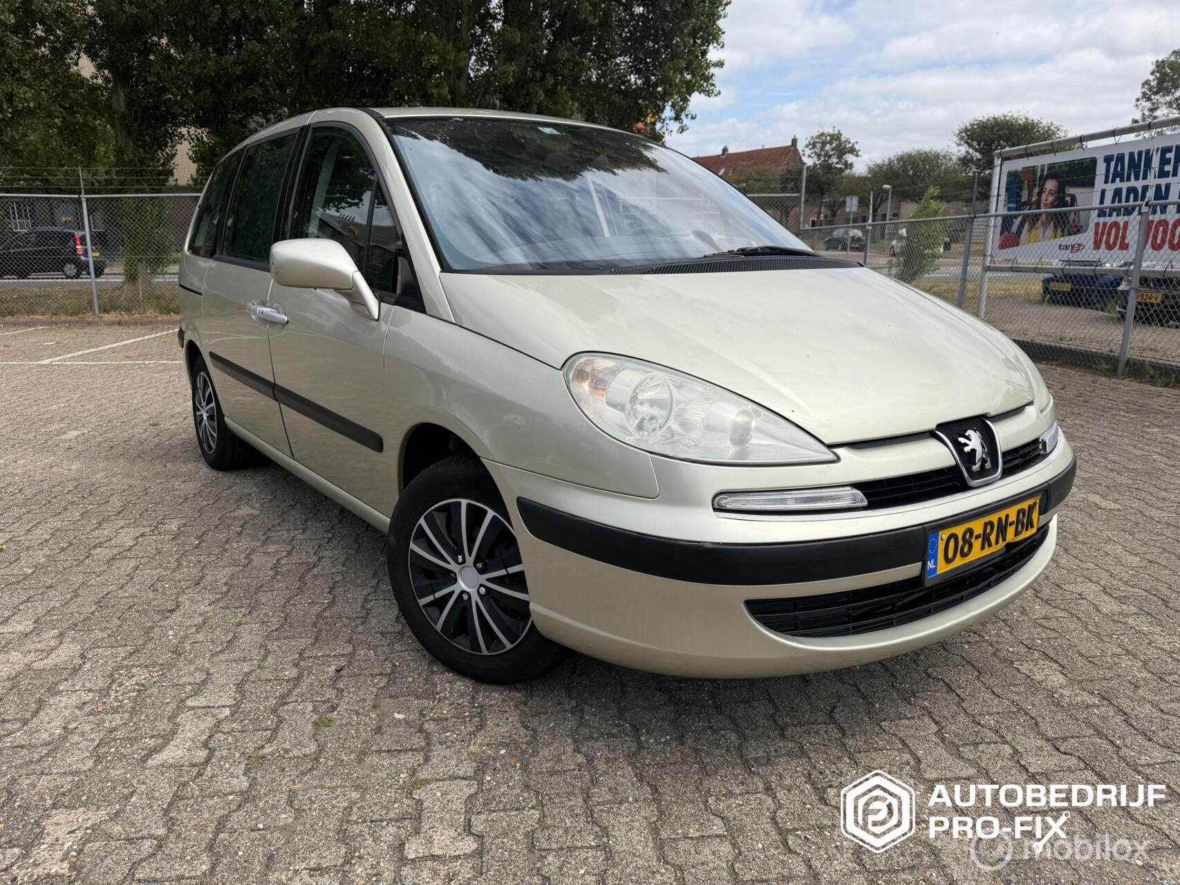 Peugeot 807 2.0 ST 8 PERSOONS NAP, Voorwielaandrijving, 136 pk, Gebruikt, 4 cilinders