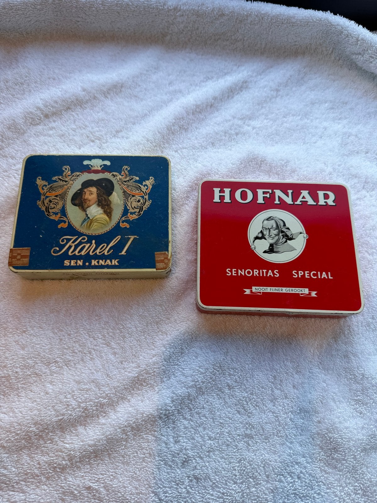 Vintage sigarenblikjes: Karel I en Hofnar (set van 2), Ophalen of Verzenden, Gebruikt, Overige, Overige merken