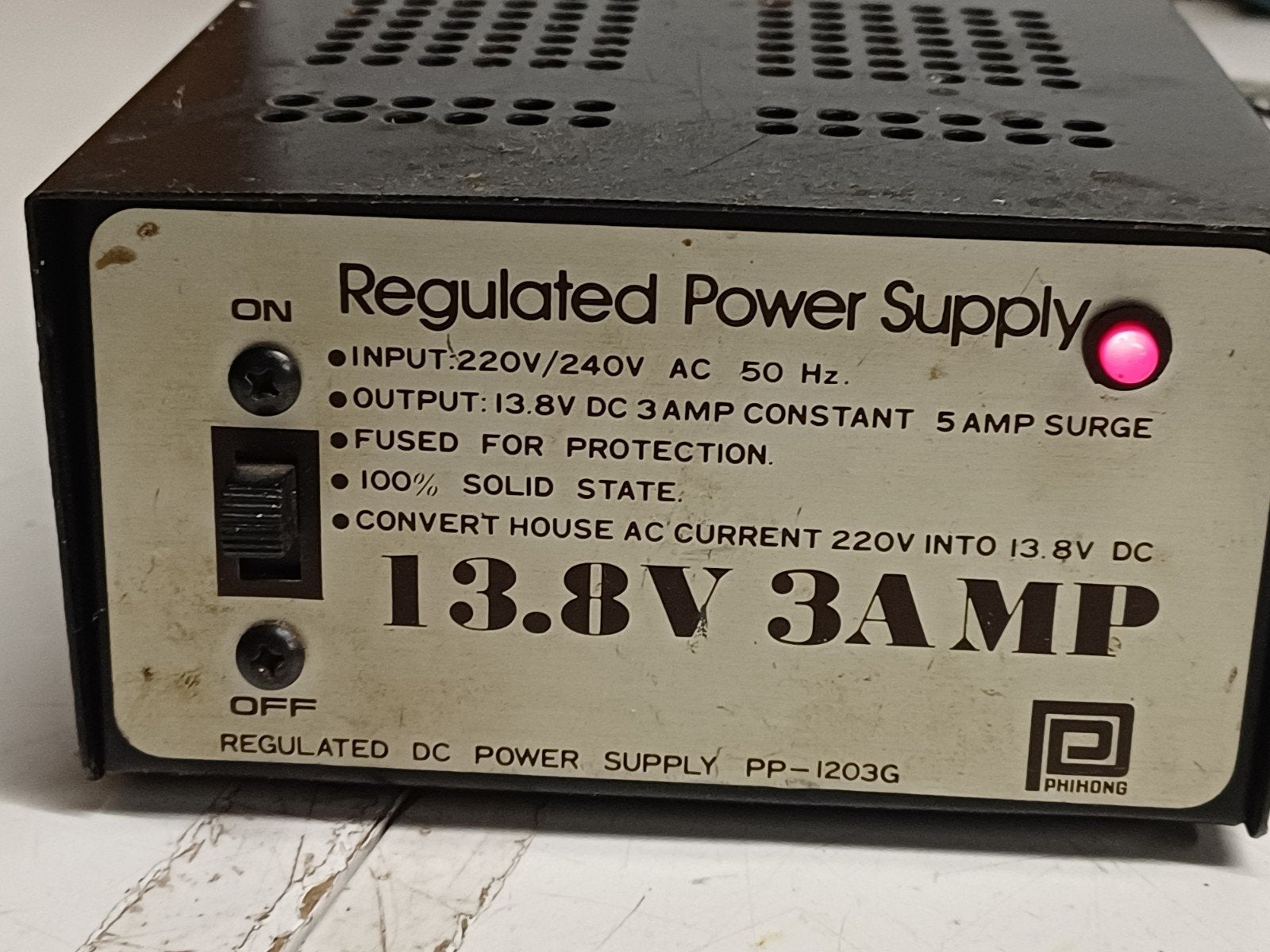Omvormer PP-1203G: 220V/240V AC naar 13,8V DC, Ophalen of Verzenden