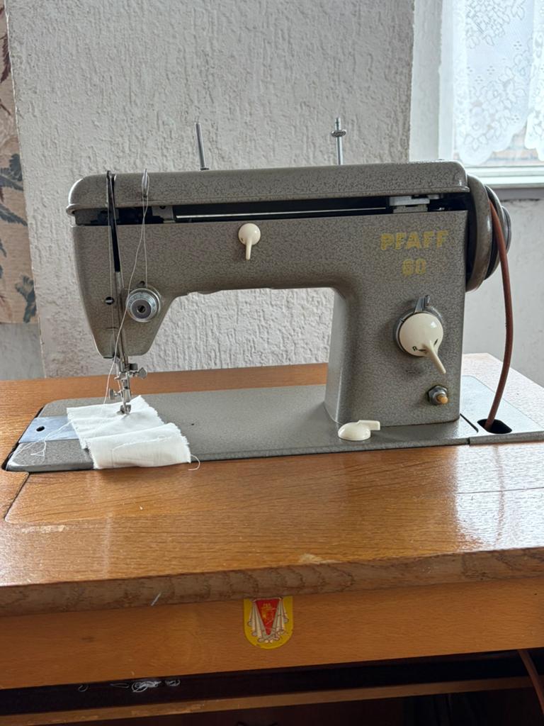 Aude  naaimachine phaff, Hobby en Vrije tijd, Naaimachines en Toebehoren, Ophalen of Verzenden, Gebruikt, Naaimachine, Overige merken