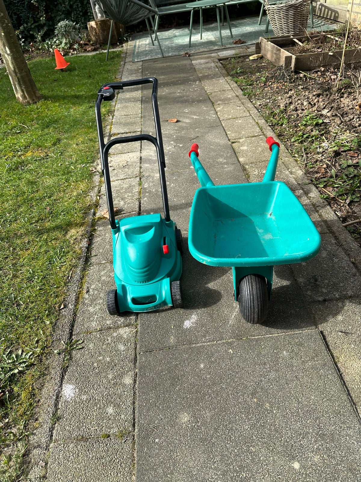 Bosch kinder grasmaaier en kruiwagen, Kinderen en Baby's, Ophalen of Verzenden, Gebruikt