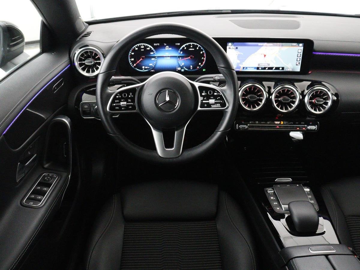 Mercedes-Benz CLA-klasse 180 Luxury Line | Half leder | Stoe, CLA, Gebruikt, 4 cilinders, Leder en Stof