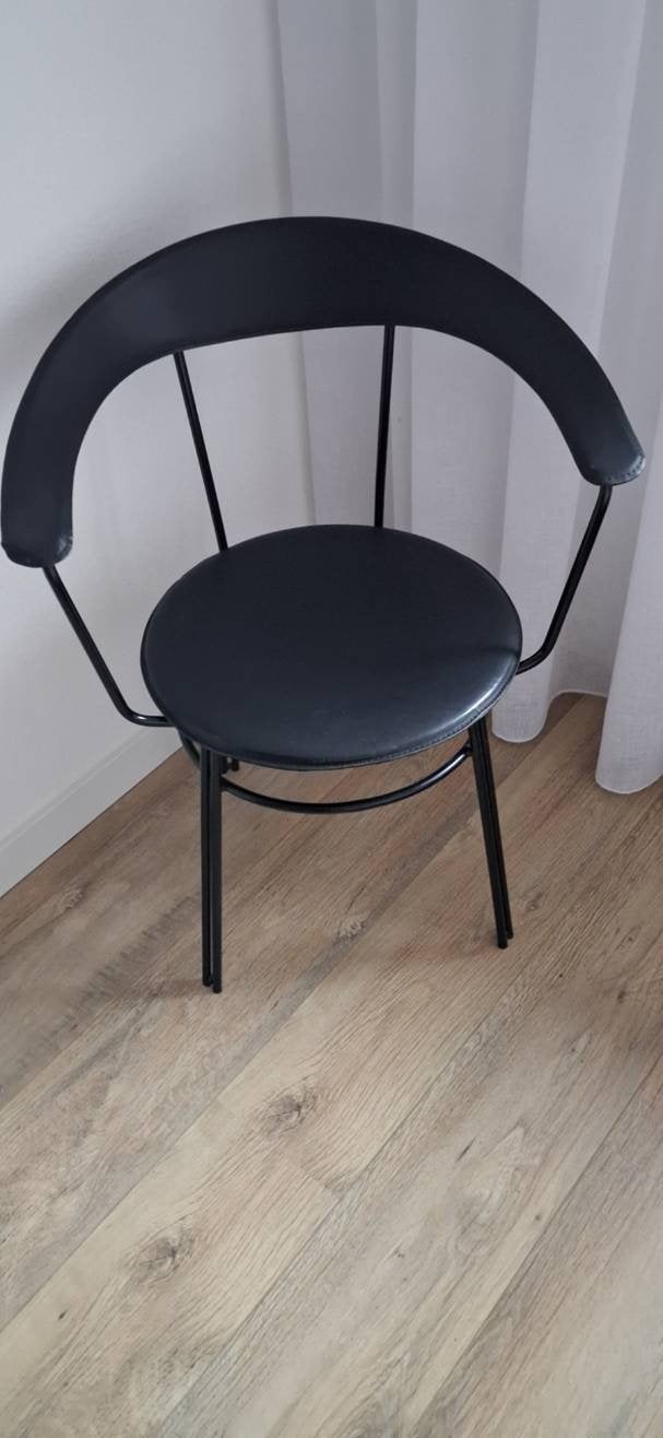 Vintage Design buisframe stoel met leren bekleding, Ophalen, Gebruikt, Zwart, Eén