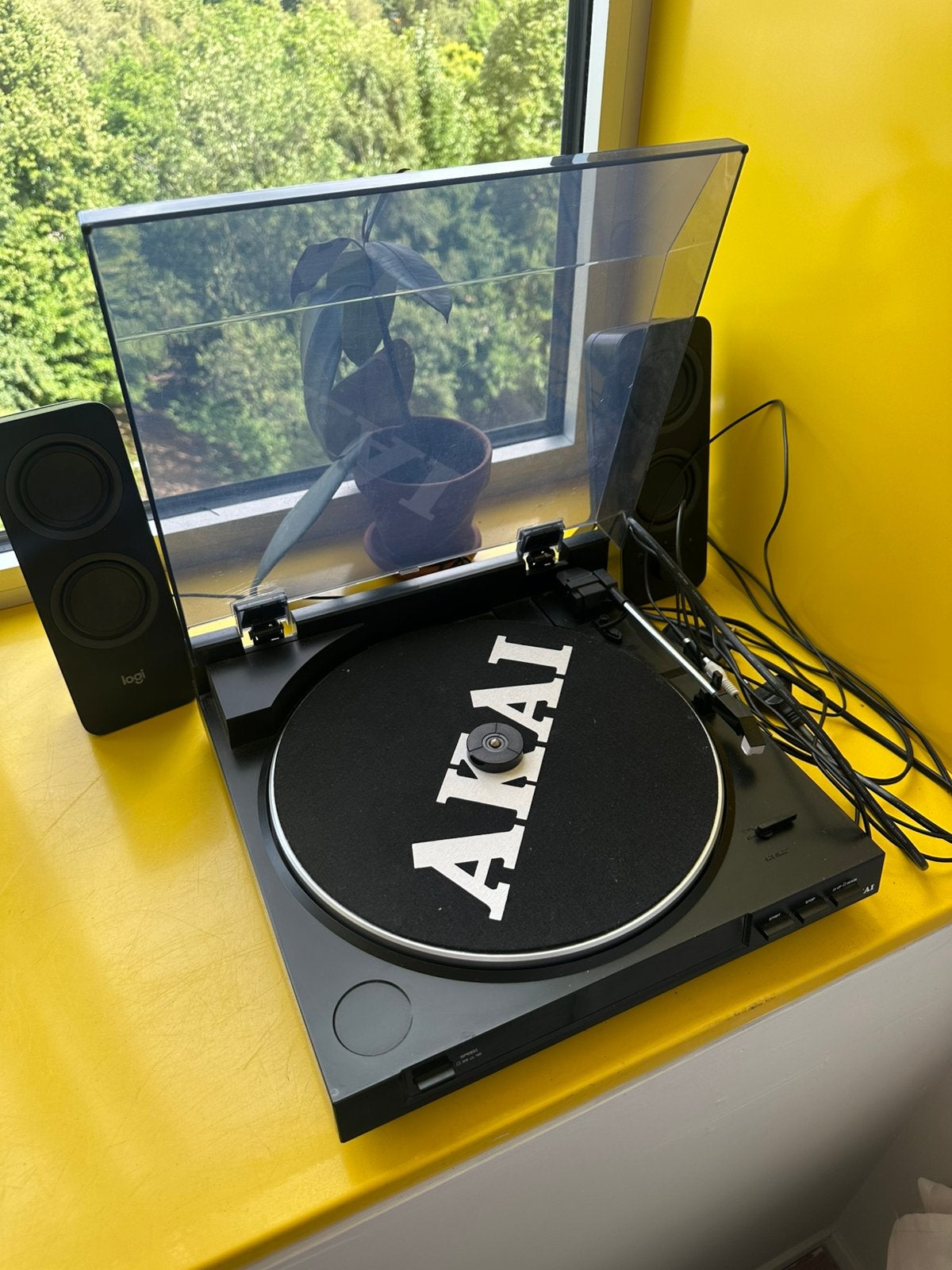 Akai ATT01u platenspeler, Ophalen, Zo goed als nieuw, Automatisch, Platenspeler