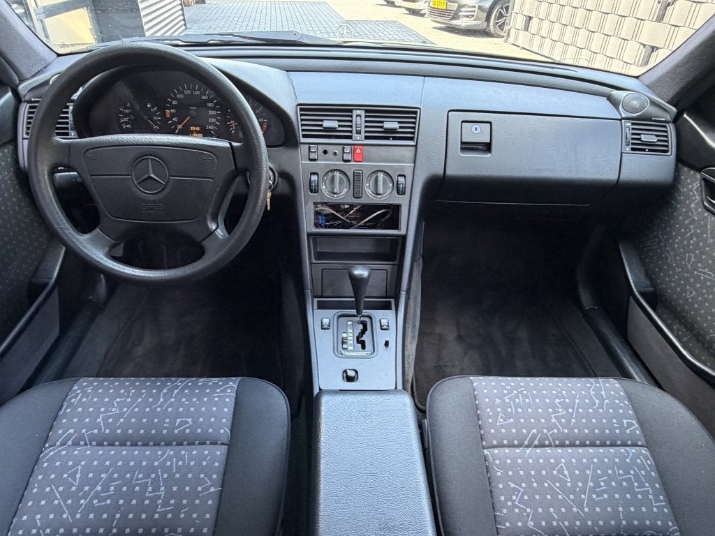 Mercedes-Benz C-Klasse 220 Sport| AUTOMAAT GEEL| UNIEK| ROES, foto 10