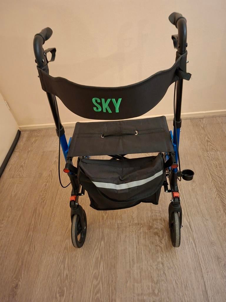 Blauwe Rollator, merk Sky, Diversen, Ophalen of Verzenden, Gebruikt