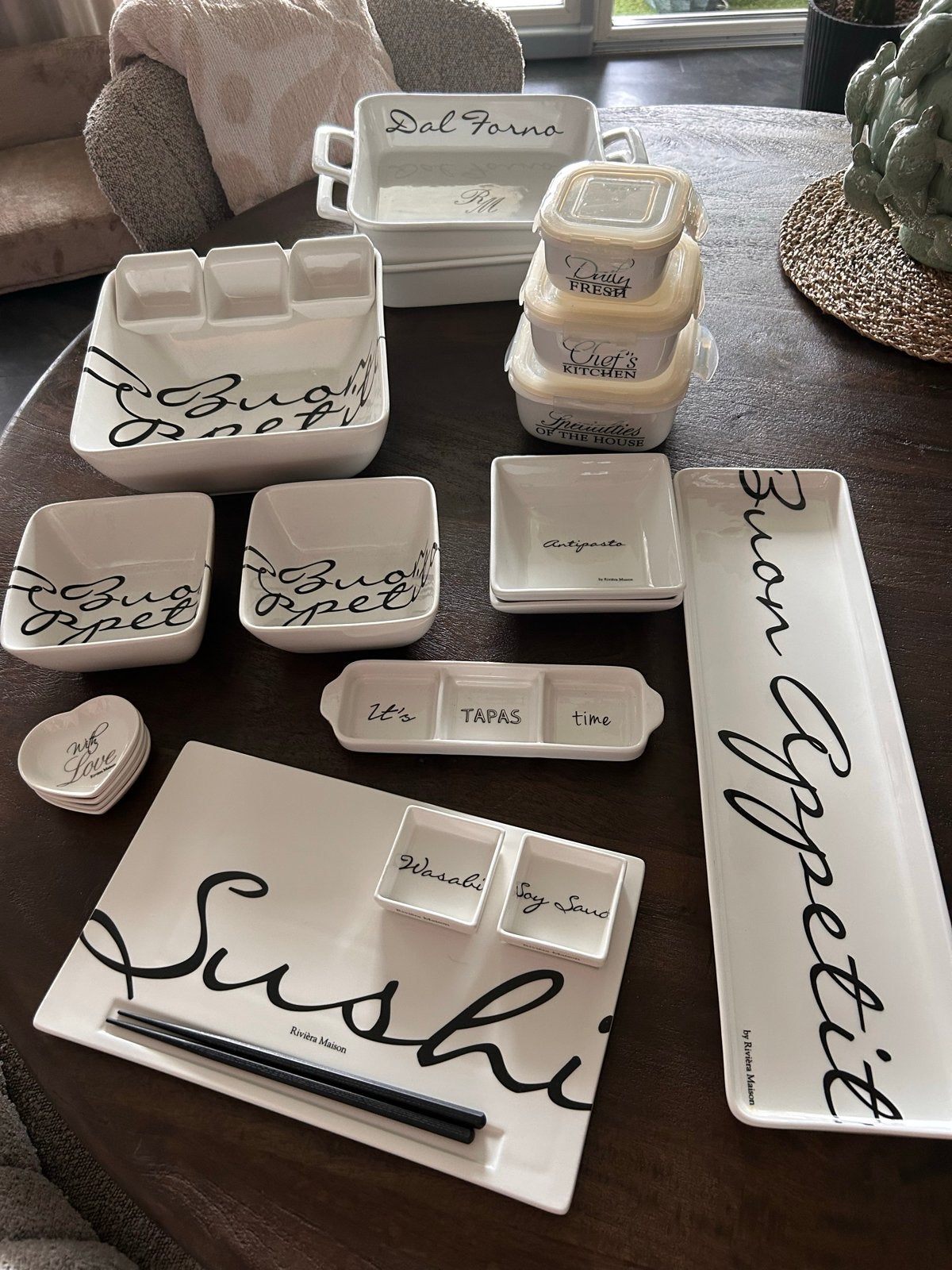 Riviera Maison servies en schalen - diverse items, Overige merken, Verzenden, Keramiek, Zo goed als nieuw