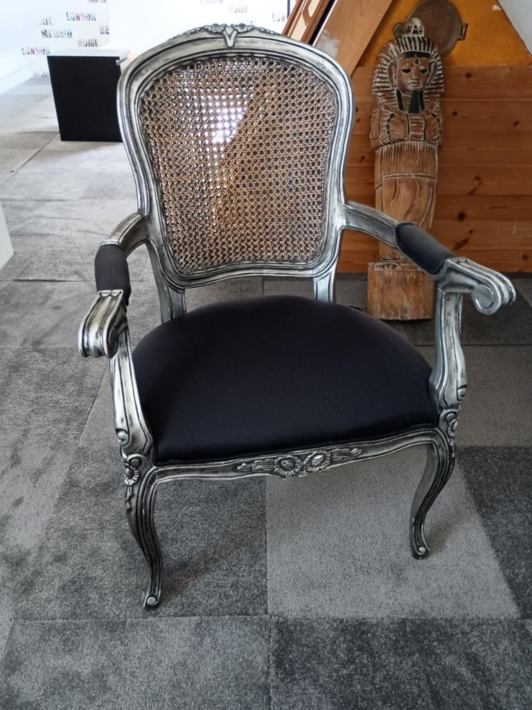 Stoel - Zilver met Zwart, Ophalen