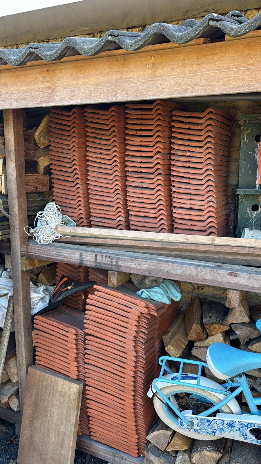 Hollandse Verbeterde Pan - 277 stuks in nette staat, Gebruikt, Steen of Klei, Ophalen of Verzenden, Dakpannen