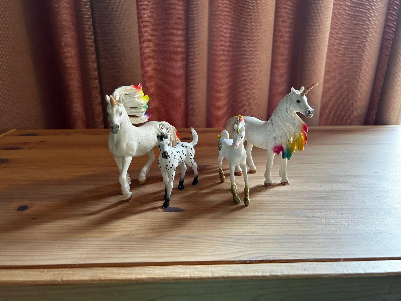 Schleich Eenhoorns en Dalmatiër Figuren - Set van 4, Ophalen of Verzenden, Zo goed als nieuw