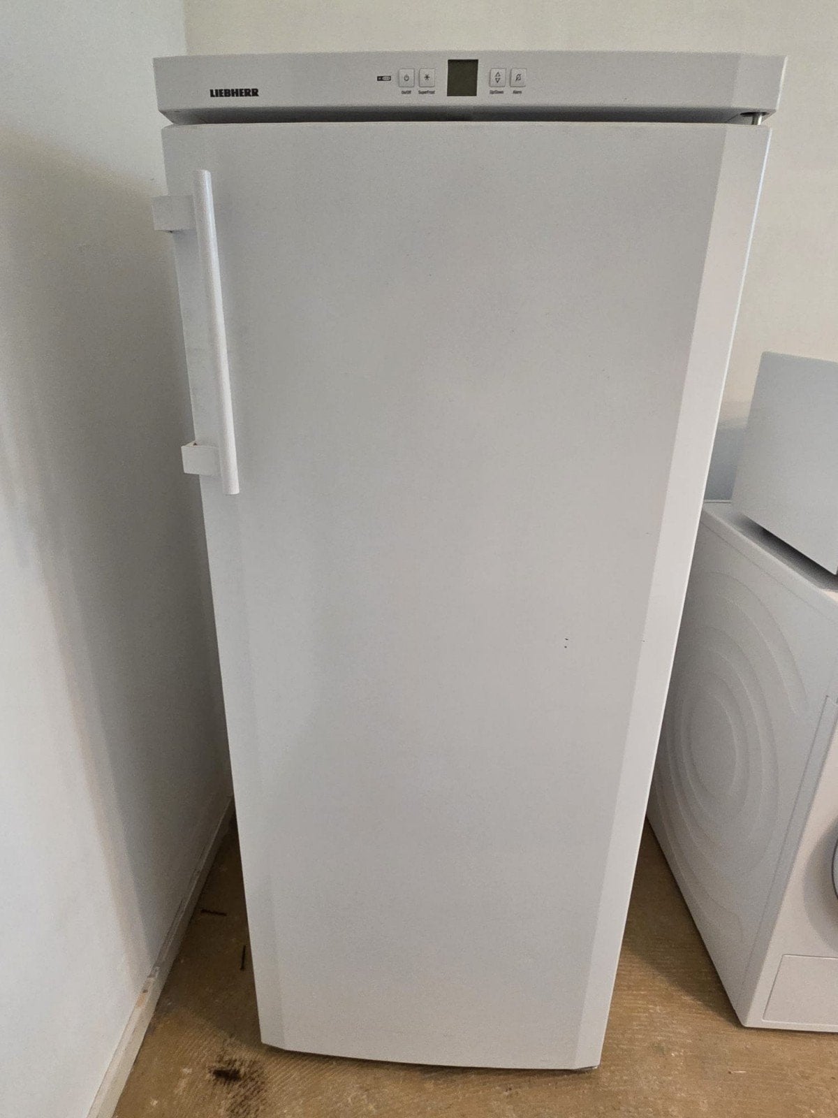 liebherr diepvrieskast, Zo goed als nieuw, Ophalen, Vrieskast, Vrijstaand