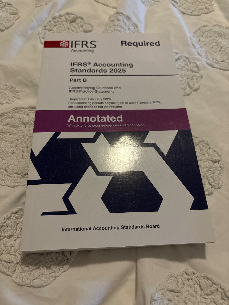 IFRS Accounting Standards 2025 part A B and C, Ophalen of Verzenden, Beta, Zo goed als nieuw, WO