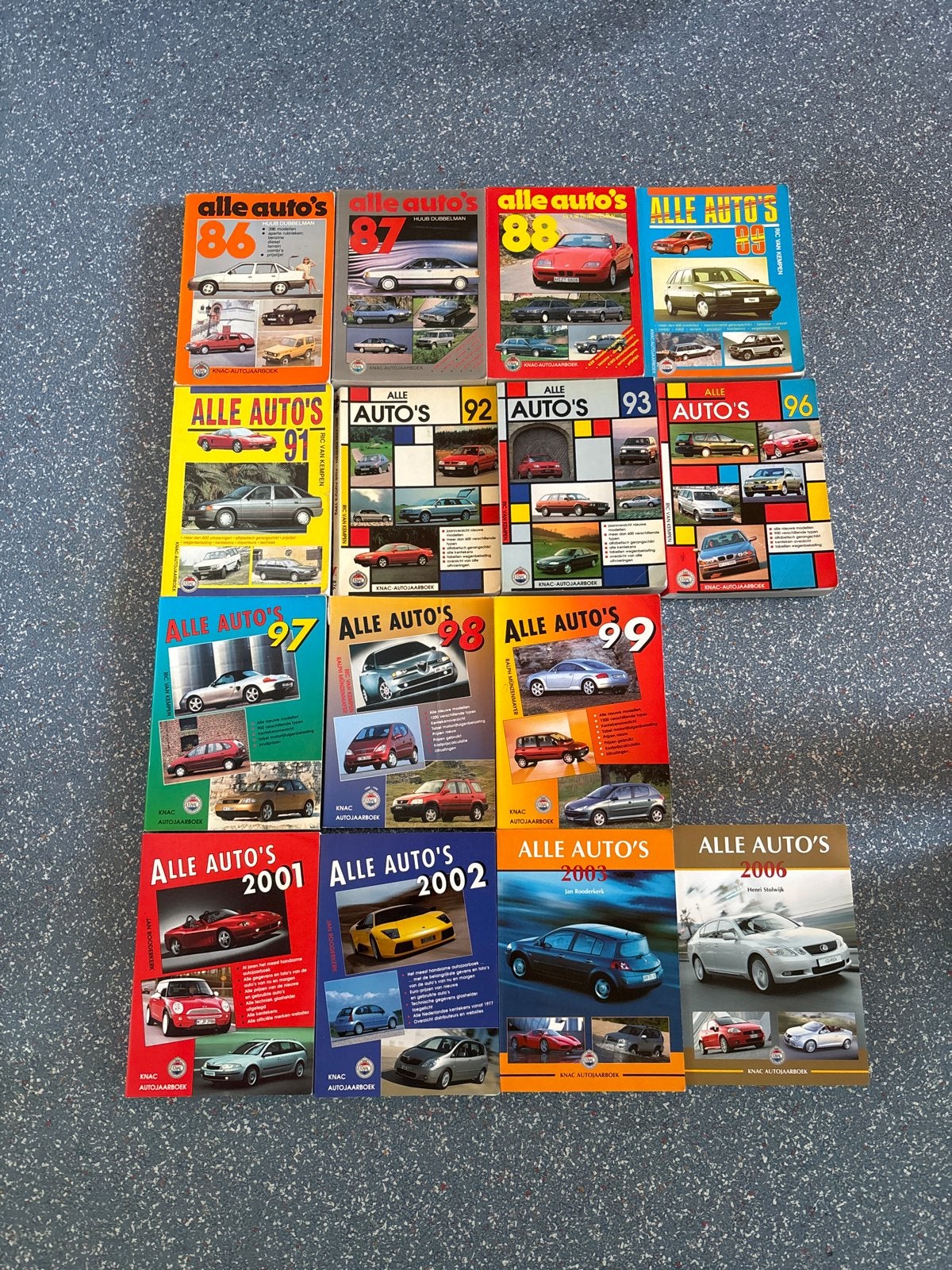 KNAC Autojaarboeken - Collectie van 1986 t/m 2006, Boeken, Ophalen of Verzenden, Gelezen, Algemeen