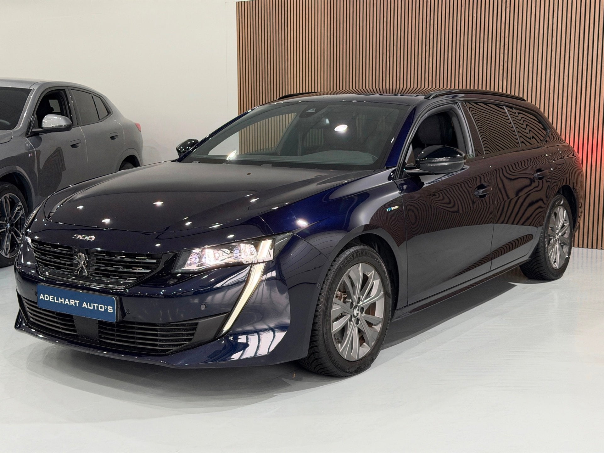 Peugeot 508 SW 1.6 HYbrid Allure Pack Business 225 PK Automa, Dealer onderhouden, Gebruikt, Zwart, 4 cilinders