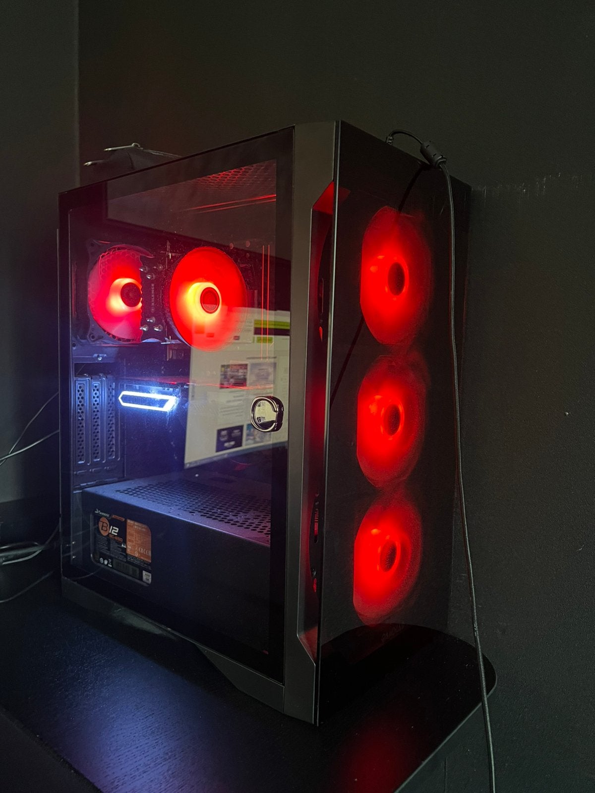 PC tekoop RTX 4060, Computers en Software, Ophalen, Zo goed als nieuw, 4 Ghz of meer