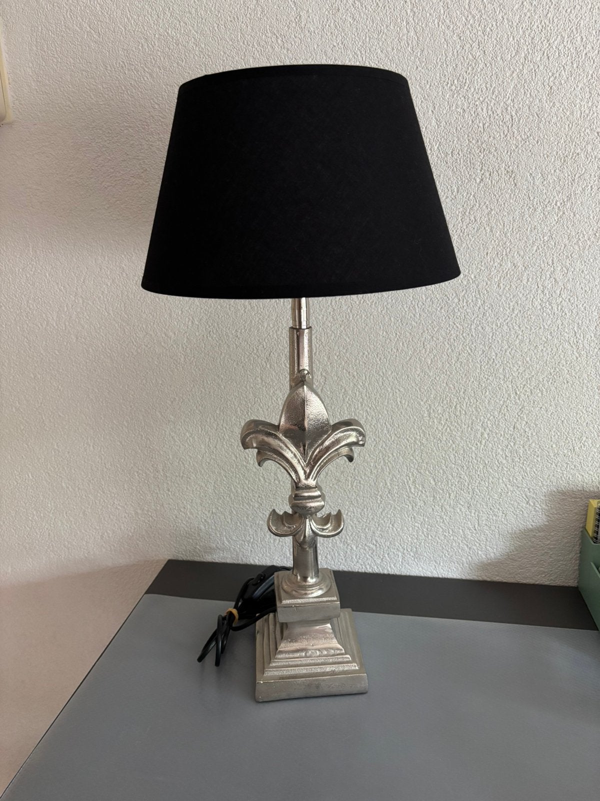 Staanlamp franse lelie voet, Ophalen, Zo goed als nieuw, Metaal, 50 tot 75 cm