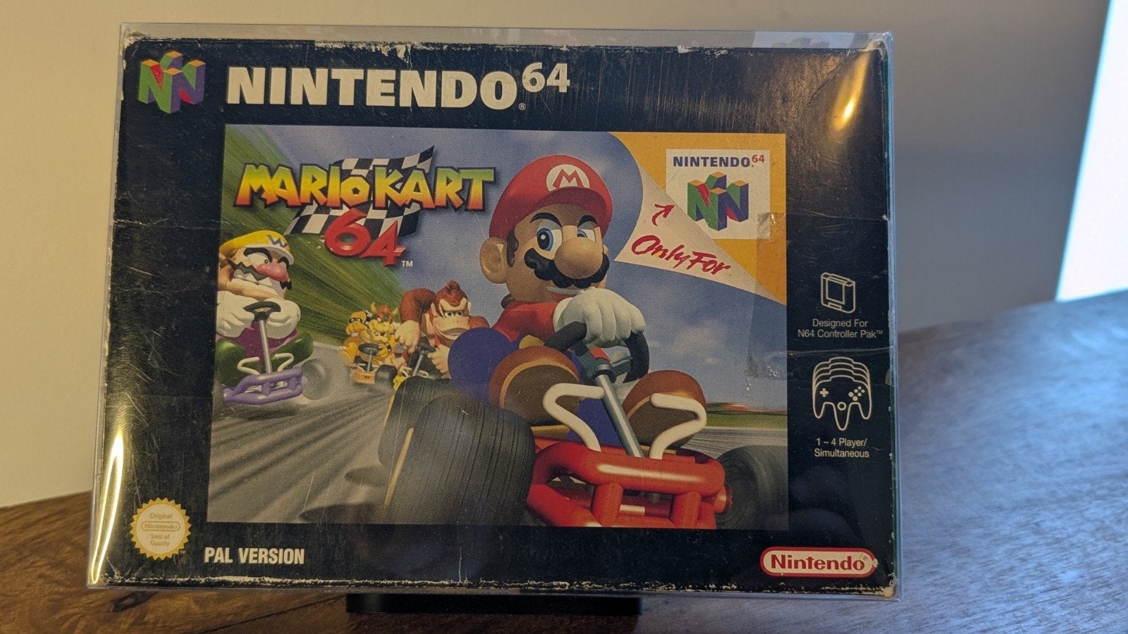 Mario Kart 64 (N64) PAL Versie - Compleet met doos en boekje, Spelcomputers en Games, Gebruikt, Racen en Vliegen, Eén computer