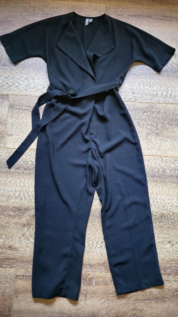 Zwarte jumpsuit van Asos, maat 32, Kleding | Dames, Jumpsuits, Ophalen of Verzenden, Zo goed als nieuw, Maat 34 (XS) of kleiner