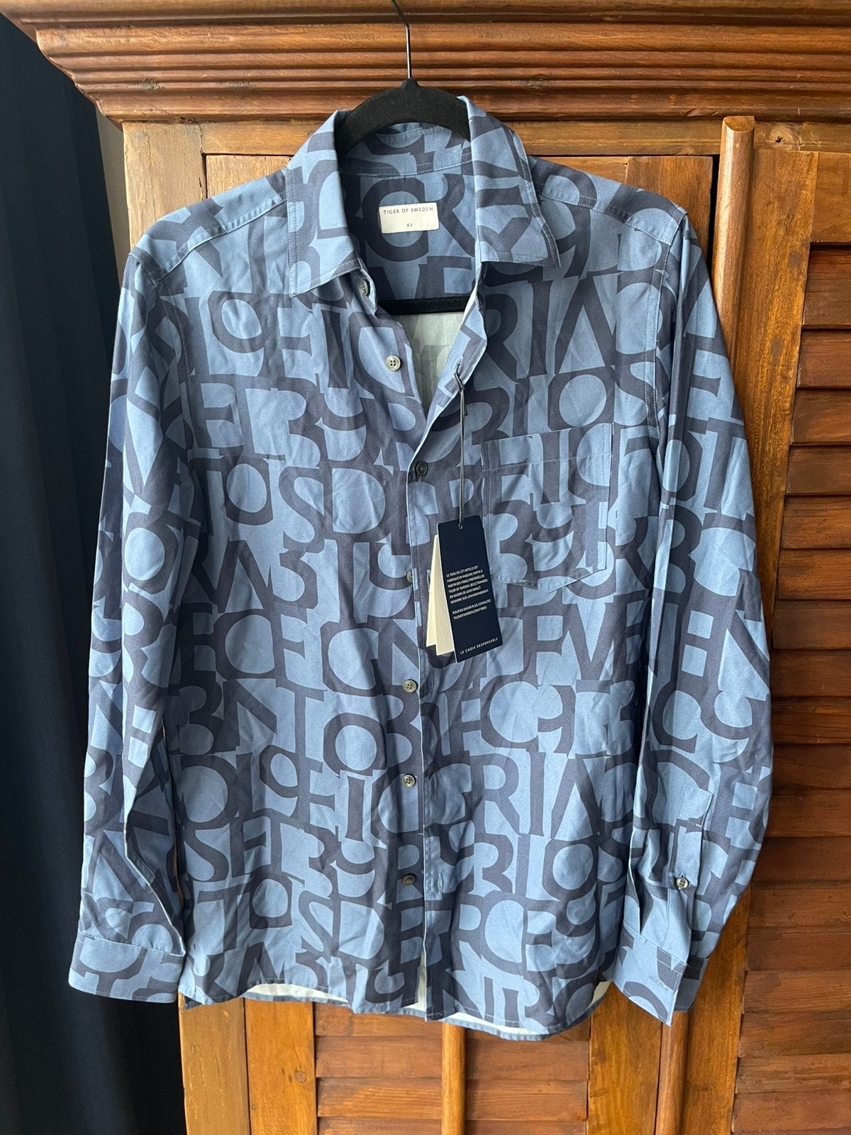 Tiger of Sweden overhemd grafische print blauw XS.BNWT., Ophalen of Verzenden, Nieuw, Blauw, Halswijdte 38 (S) of kleiner