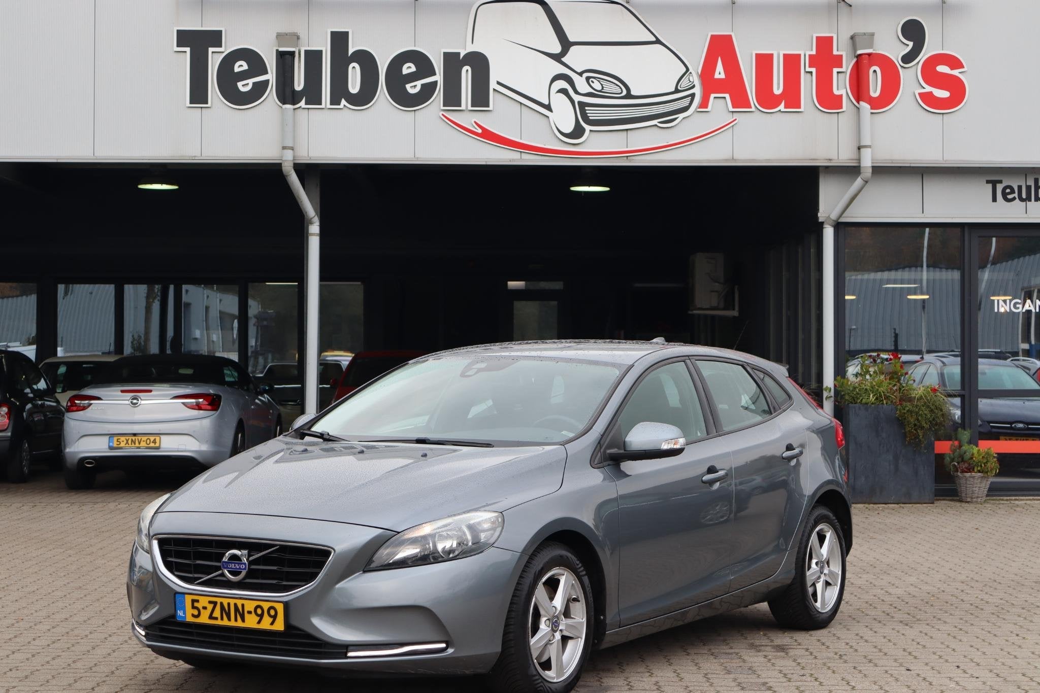 Volvo V40 1.6 T2 Kinetic Navigatie, Cruise control, Climate, Auto's, Volvo, Voorwielaandrijving, Stof, Gebruikt, 4 cilinders