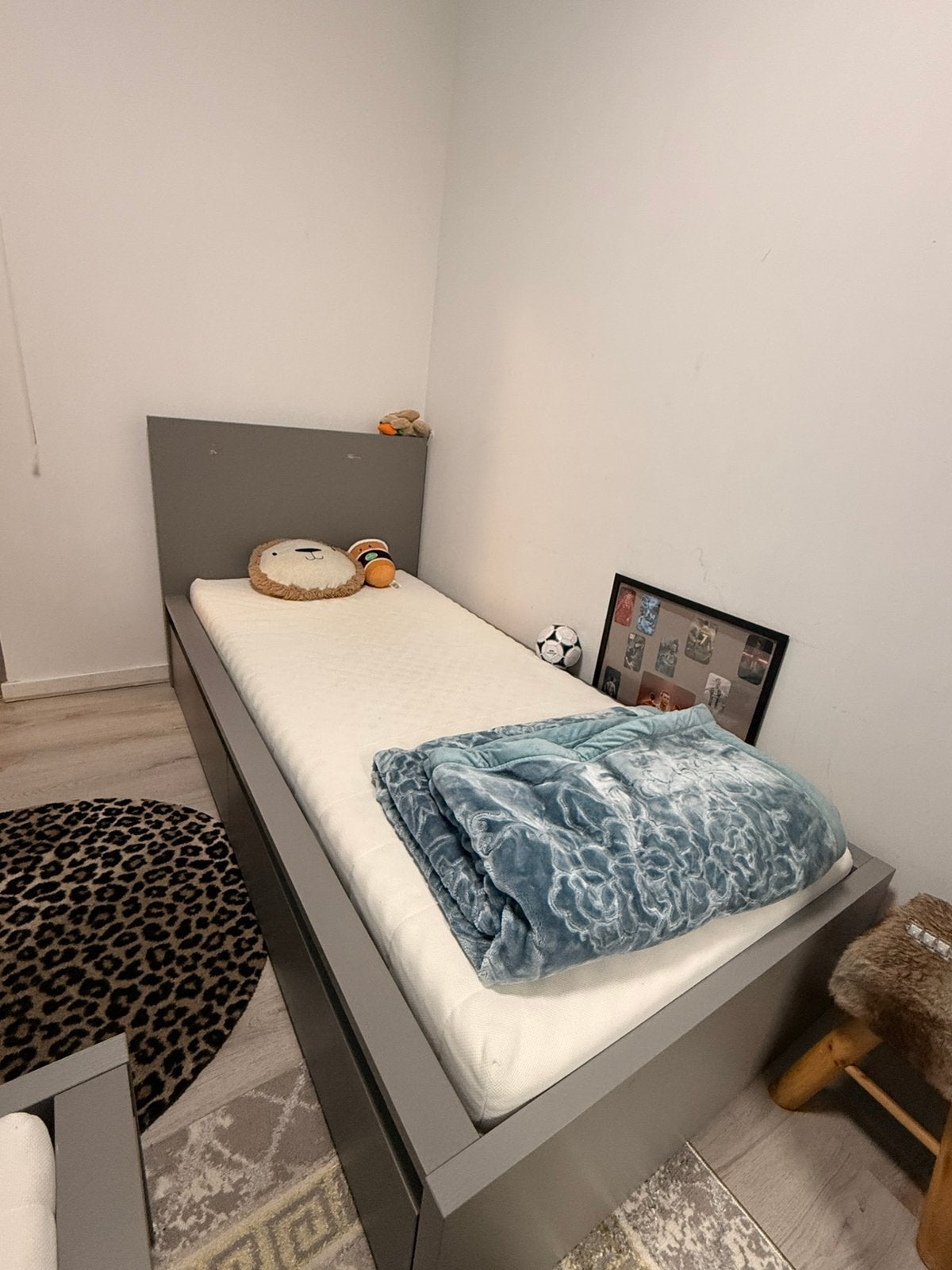2 IKEA-bedden, Huis en Inrichting, Slaapkamer | Boxsprings, Ophalen, Gebruikt, 90 cm, Eenpersoons