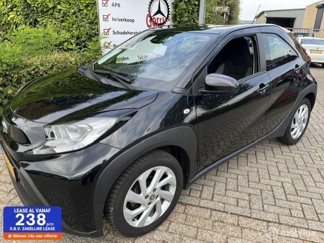 Toyota Aygo X 1.0 VVT-i MT Play, Gebruikt, Euro 6, 920 kg, 4 stoelen