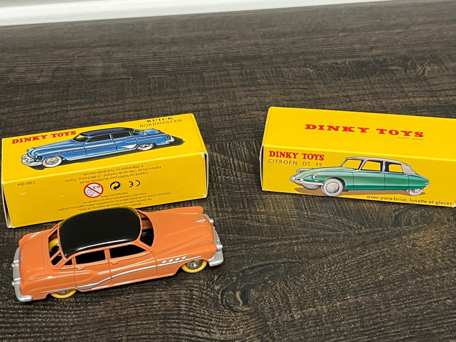 Dinky Toys Atlas: Buick Roadmaster & Citroën DS 19, Hobby en Vrije tijd, Ophalen of Verzenden, Zo goed als nieuw