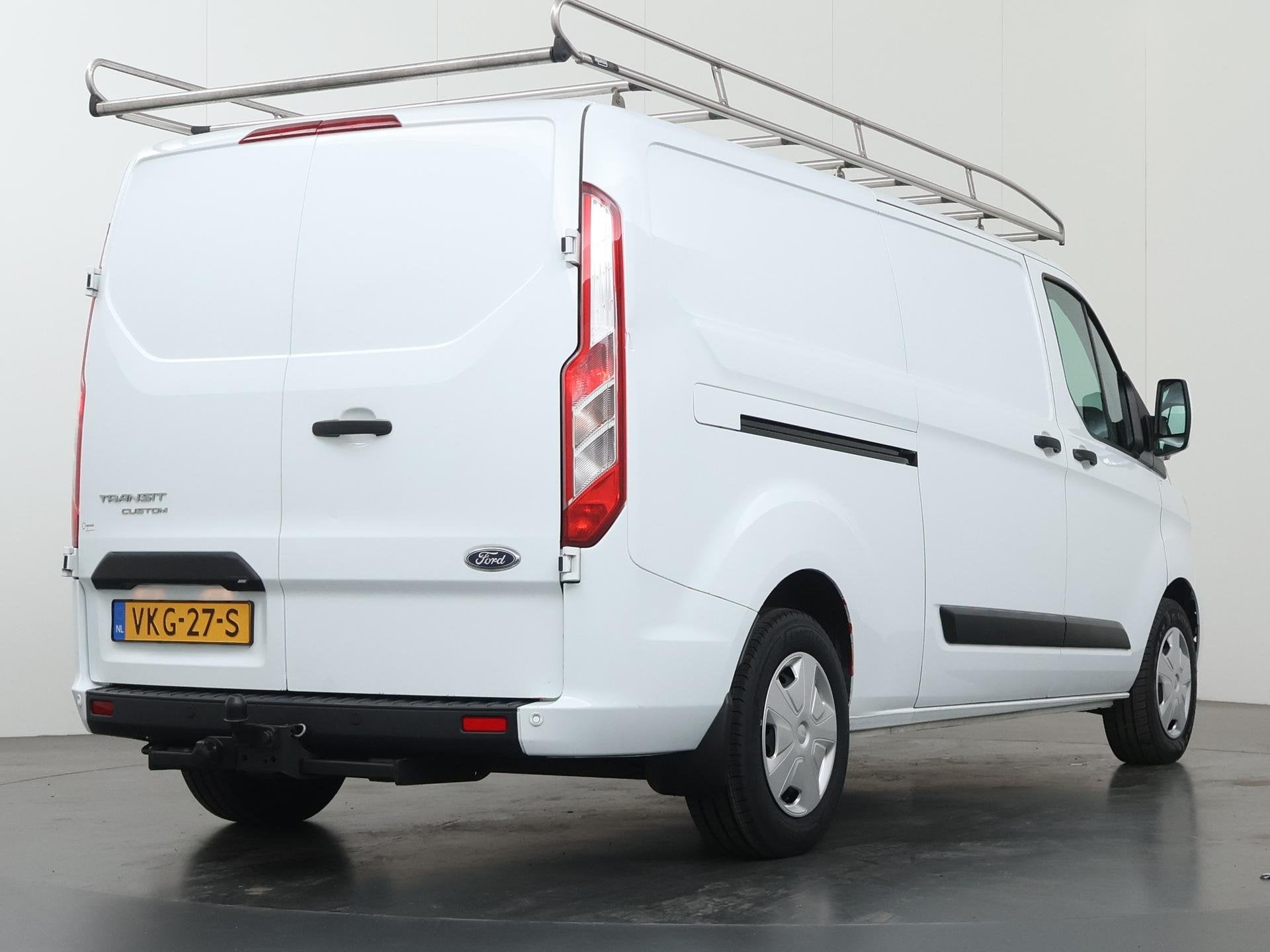 Ford Transit Custom 320 | 2.0 TDCI | AUT. | L2 H1 | TREND |, 4 cilinders, Wit, Bedrijf, Diesel