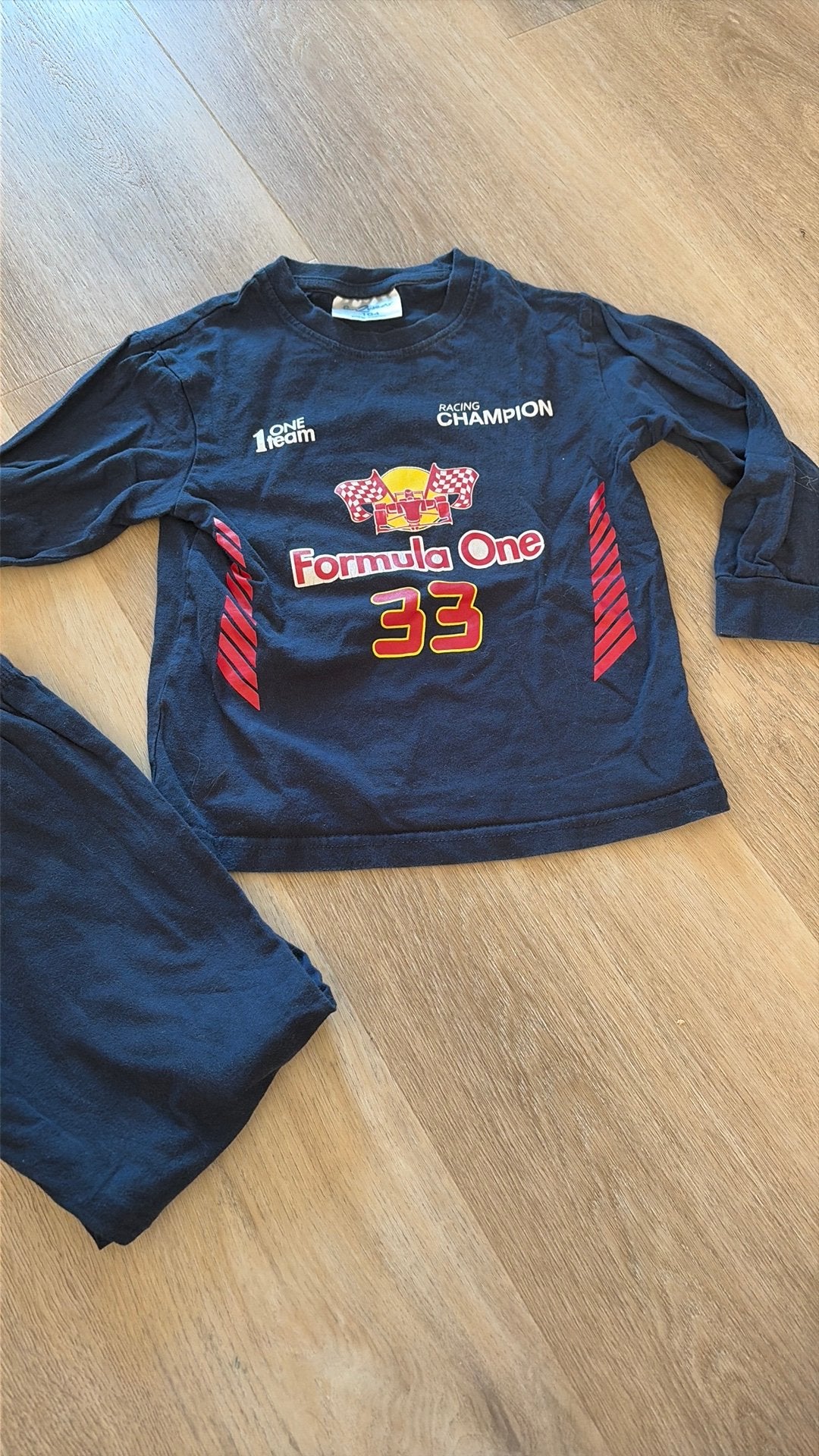 Pyama formule 1 maat 104, Ophalen of Verzenden, Gebruikt, Nacht- of Onderkleding