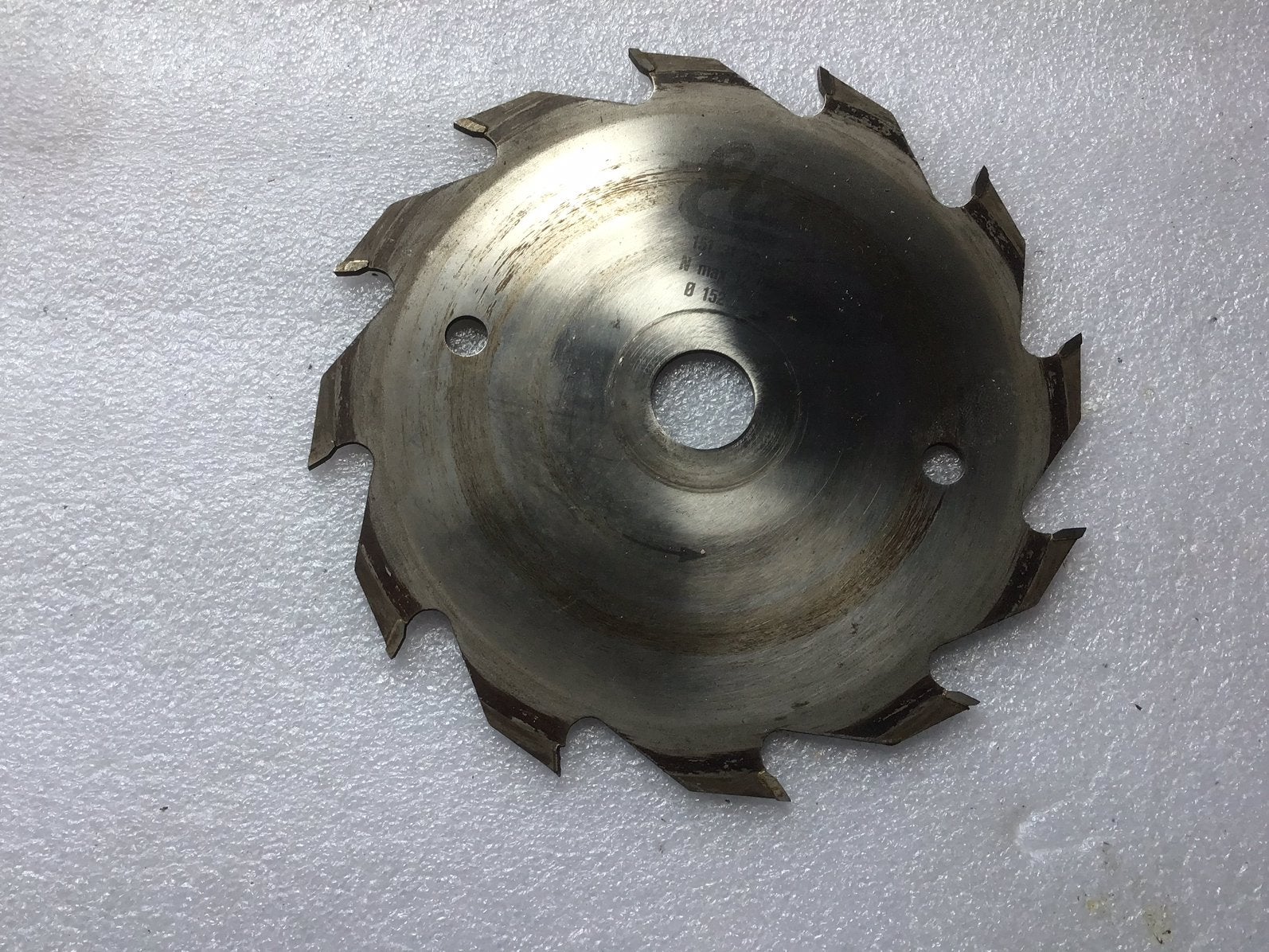 Hout en metaal zaag bladen bieden van af 25,00 euro per zaag, Doe-het-zelf en Verbouw, Gereedschap | Zaagmachines, Cirkelzaag