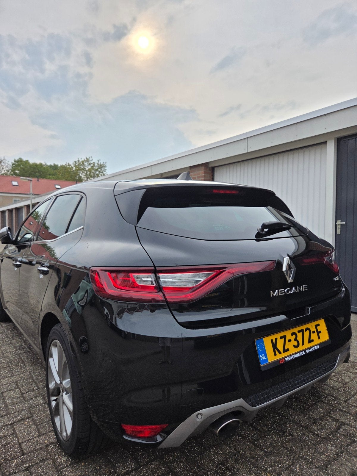 Foto 3 van Renault Mégane 1.2 16V 97KW HB 2017 Zwart