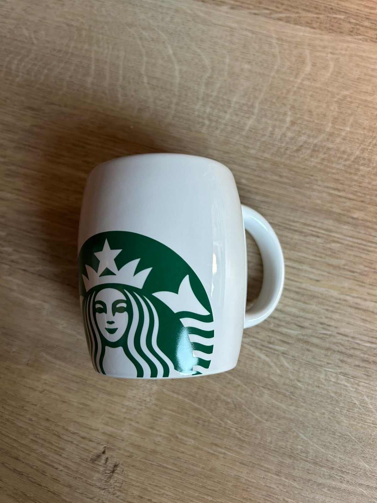 Starbucks mok groot wit met groene logo nieuw, Huis en Inrichting, Keuken | Servies, Ophalen of Verzenden, Zo goed als nieuw, Overige stijlen