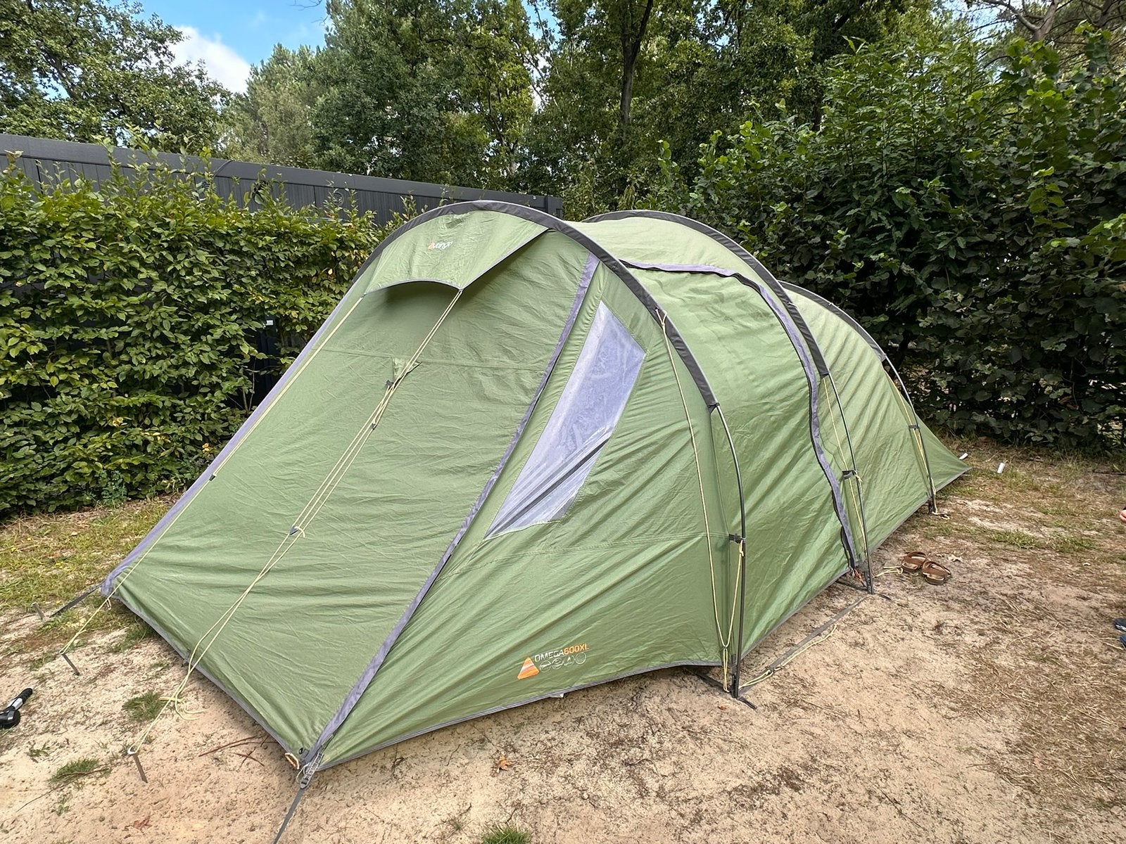 Vango 600 XL tent, Caravans en Kamperen, Tenten, Ophalen, Gebruikt, Tot en met 4