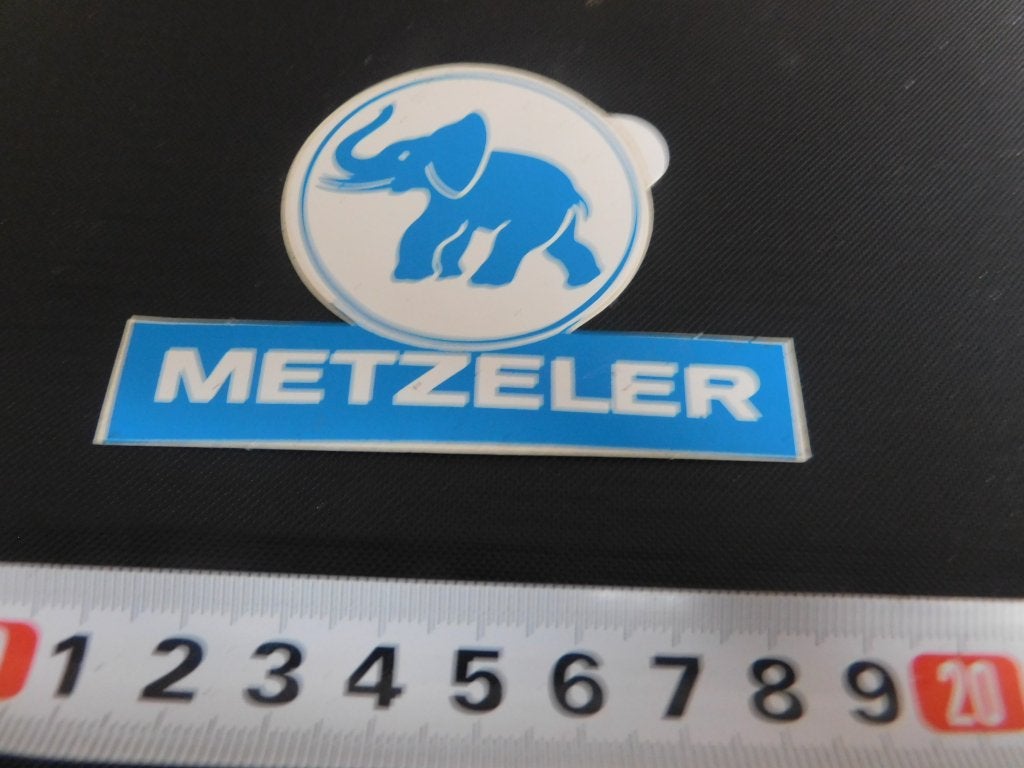 sticker olifant logo METZELER motor banden, Ophalen of Verzenden, Zo goed als nieuw