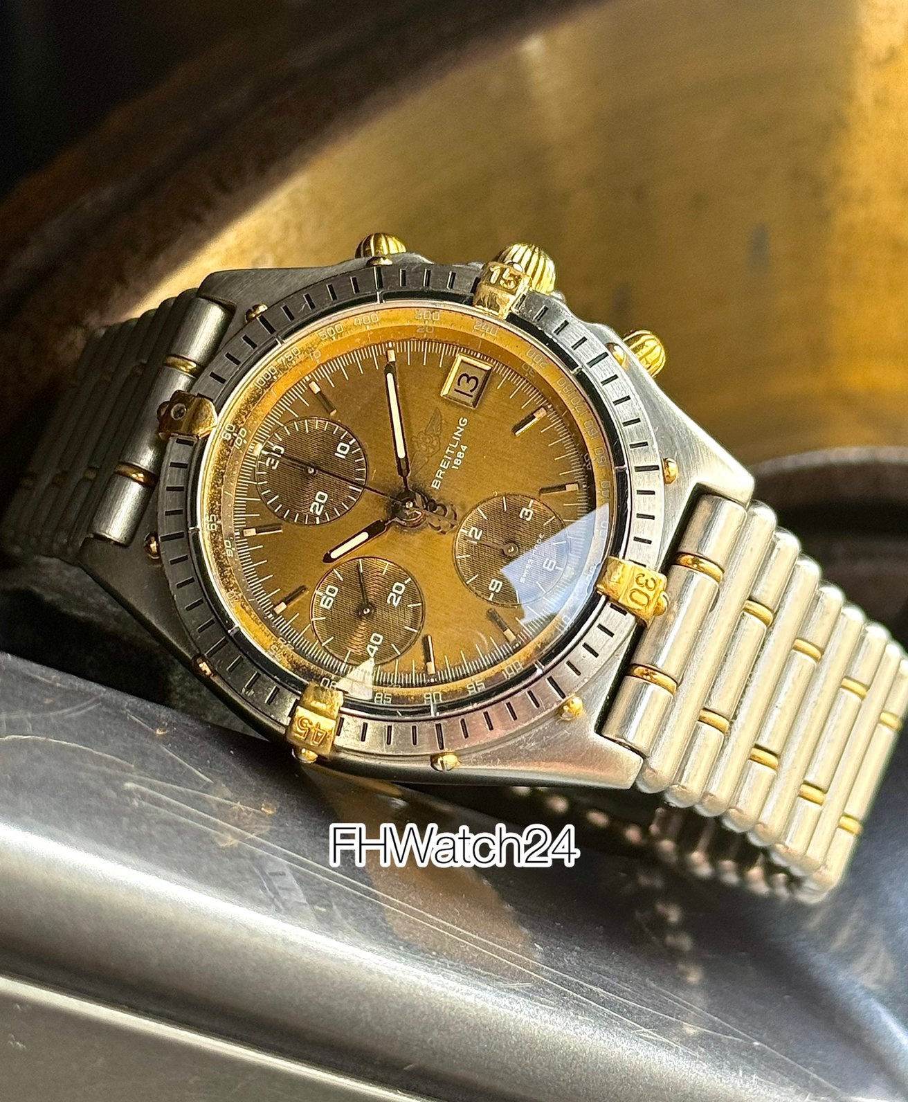 Breitling Chronomat B13047 ‘ Patina ‘ Two-Tone. | Only watch, Staal, Gebruikt, Staal, Breitling