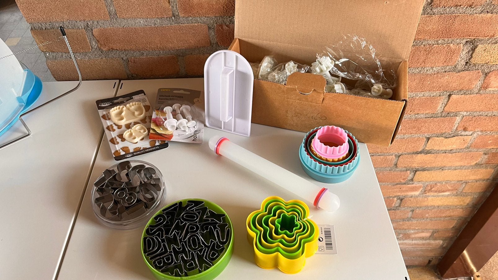 Taart benodigheden, Hobby en Vrije tijd, Taarten en Cupcakes maken, Ophalen, Zo goed als nieuw, Taarten, Versiering