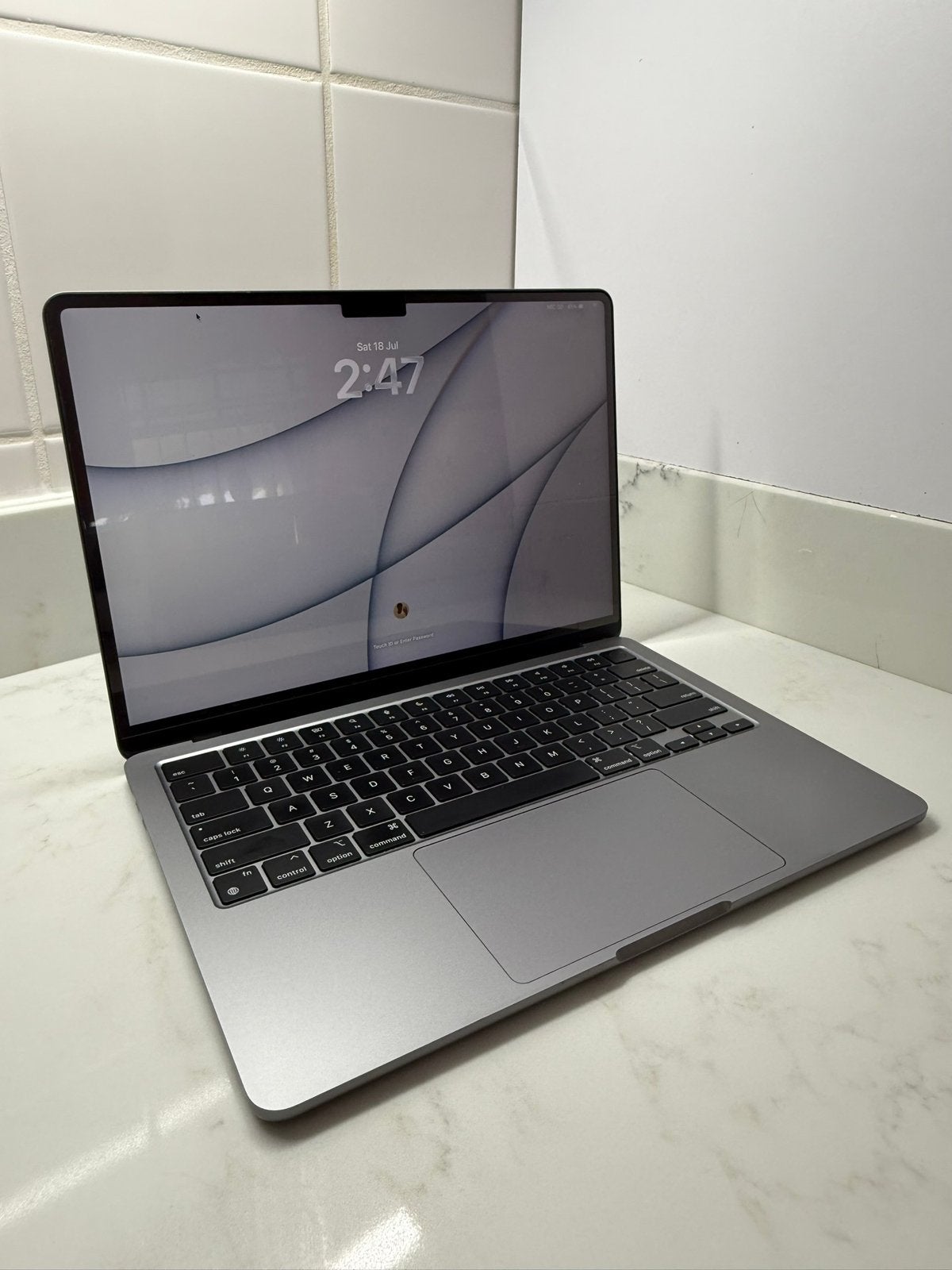 Macbook Air M2 2023 space gray te koop, Computers en Software, Apple Macbooks, Ophalen, 256 GB, 8 GB, 13 inch