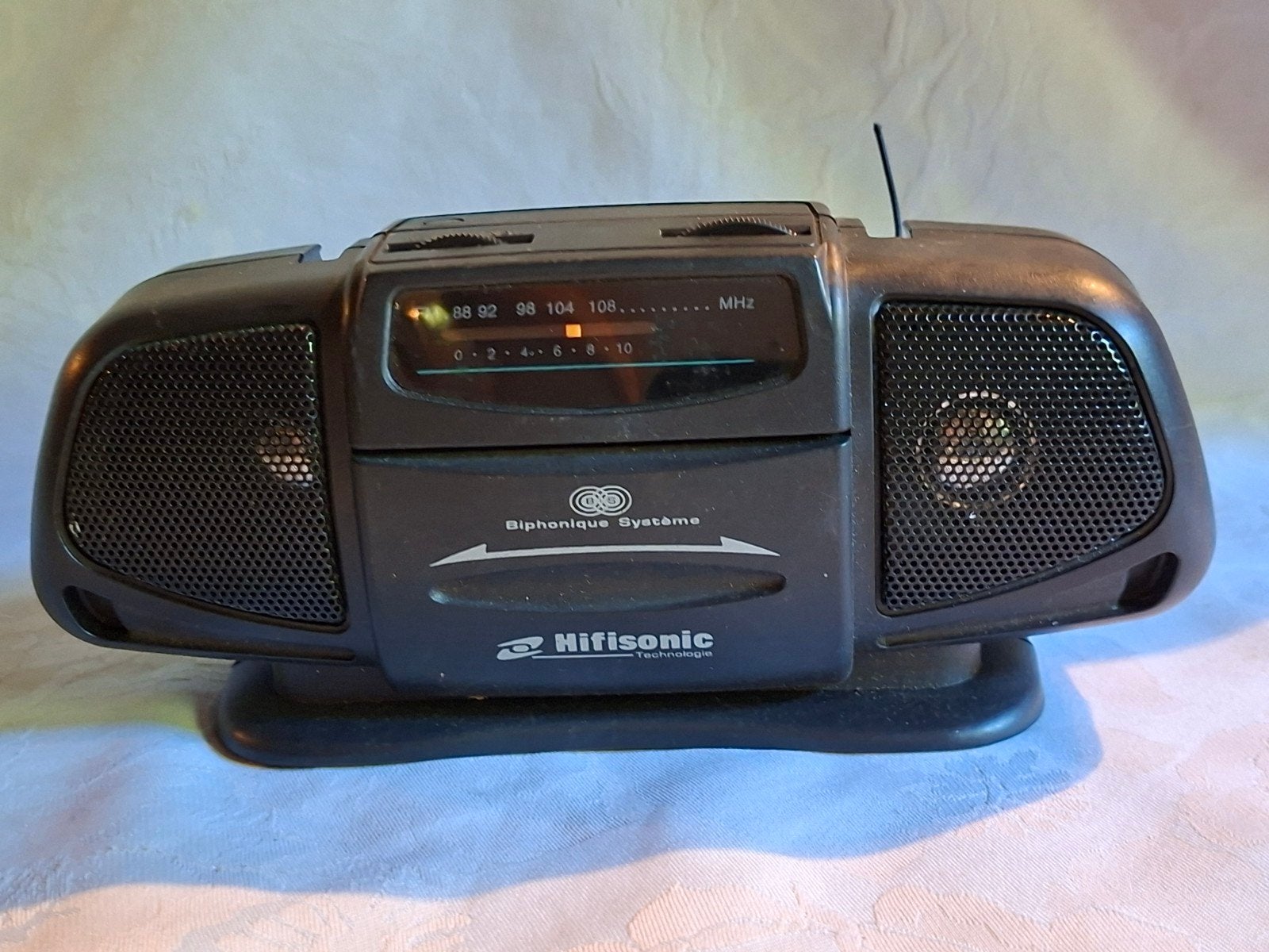 vintage kleine Transistor radio ,Hifi sonic 18 x 18 cmb, Verzenden