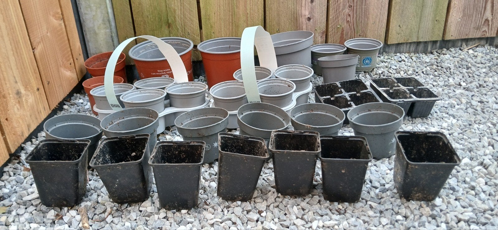 tenminste 50 kweekpotjes  /bloempotten en 4x gratis zaaitray, Tuin en Terras, Ophalen of Verzenden, Zo goed als nieuw, Overige typen
