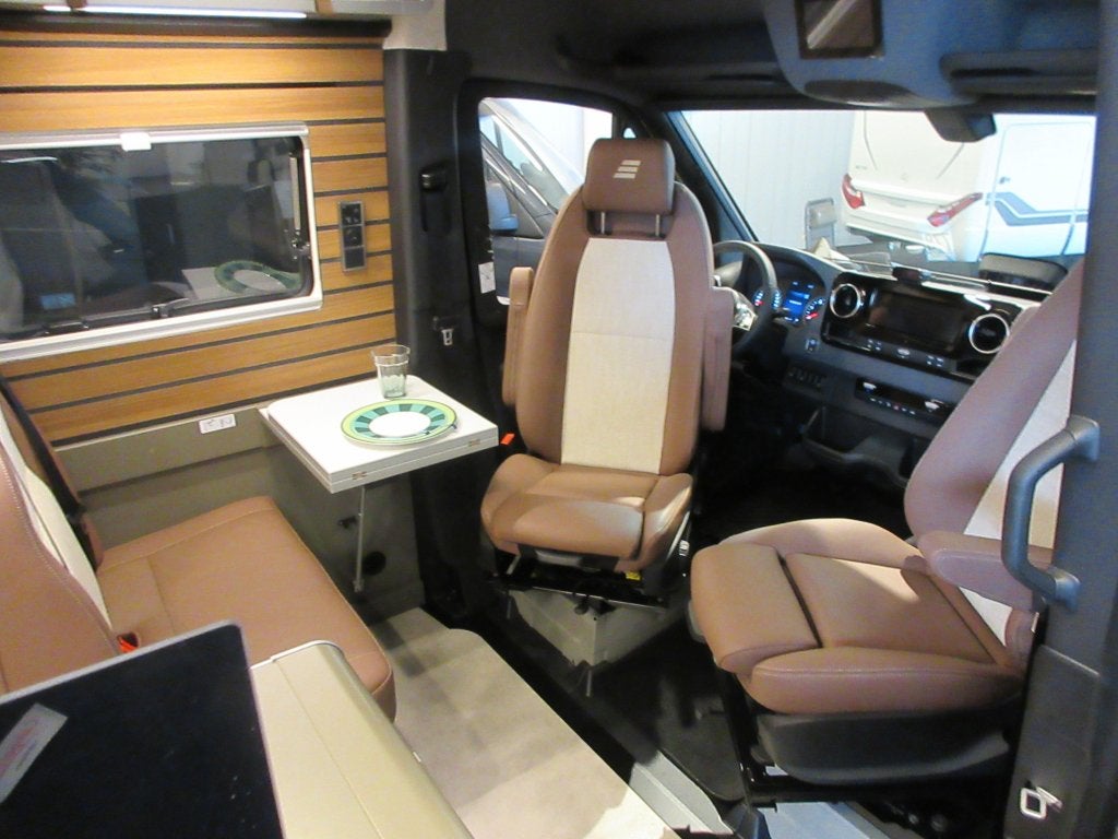 Hymer Grand Canyon S 600 4X4 AUTOMAAT 190 PK, Automaat, Buscamper of Camperbus, Ringverwarming, Verwarmde buitenspiegels